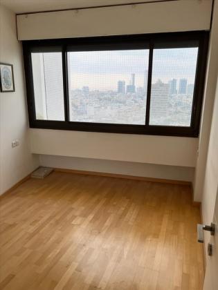 דירה 3 חדרים למכירה בתל אביב יפו | מאיר דיזינגוף | הגוש הגדול