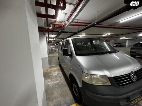 פולקסווגן טרנספורטר מסחרי/נוסעים קצר אוט' דיזל 3 מק' 3 דל' 2.5 (130 כ''ס) דיזל 2009 למכירה ברחובות