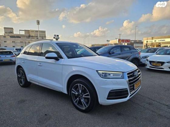 אאודי Q5 4X4 Luxury אוט' 2.0 (252 כ"ס) בנזין 2017 למכירה בראשון לציון