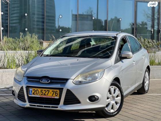 פורד פוקוס Trend סדאן אוט' 1.6 (125 כ"ס) בנזין 2013 למכירה בחולון