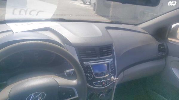 יונדאי i25 Inspire אוט' 1.4 (109 כ''ס) בנזין 2012 למכירה ברמת השרון