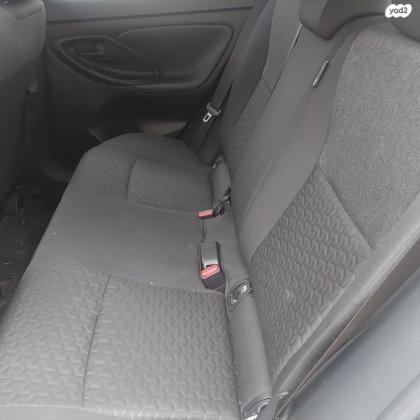 טויוטה יאריס קרוס Sky אוט' 1.5 (125 כ''ס) בנזין 2023 למכירה בחדרה