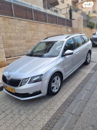 סקודה אוקטביה ספייס Ambition אוט' 1.0 (115 כ"ס) בנזין 2018 למכירה בזכרון יעקב