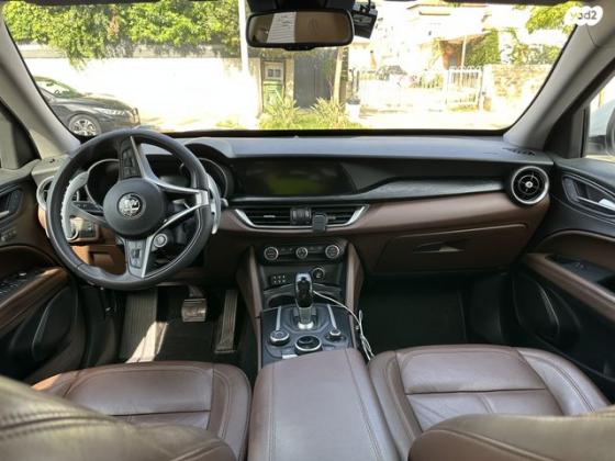 אלפא רומיאו סטלויו 4X4 Speciale אוט' 2.0 (200 כ''ס) בנזין 2018 למכירה בap