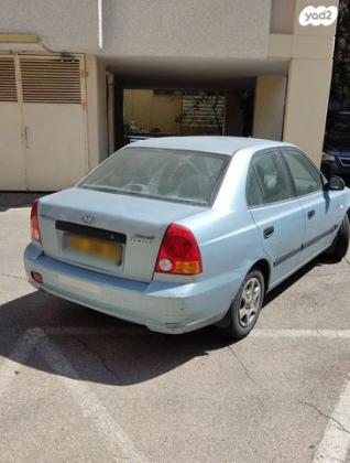 יונדאי אקסנט (עד 2012) Family GL אוט' 4 דל' 1.5 (91 כ''ס) בנזין 2005 למכירה בתל אביב יפו