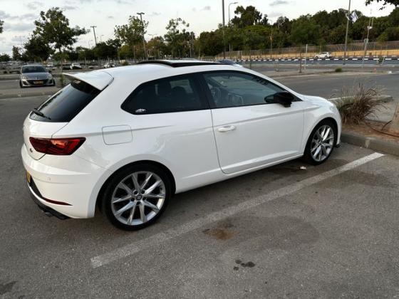 סיאט לאון FR Plus אוט' 3 דל' 1.8 (180 כ"ס) בנזין 2018 למכירה בחולון