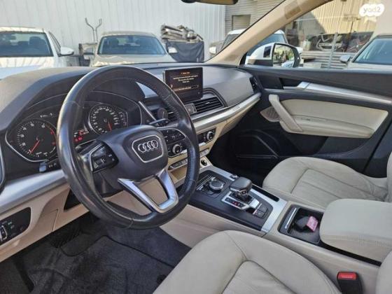 אאודי Q5 4X4 Luxury אוט' 2.0 (252 כ"ס) בנזין 2017 למכירה בראשון לציון