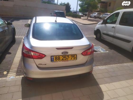 פורד פוקוס Trend סדאן אוט' 1.6 (125 כ"ס) בנזין 2013 למכירה בחריש