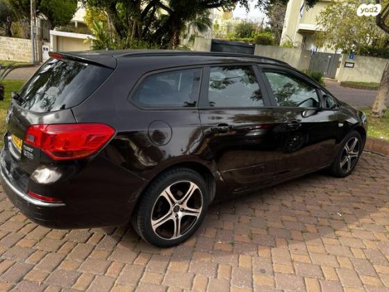 אופל אסטרה Enjoy סטיישן אוט' 1.4 (140 כ"ס) בנזין 2014 למכירה בתל אביב יפו