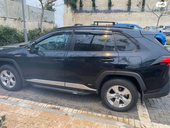 טויוטה RAV4 הייבריד XLE הייבריד אוט' 2.5 (176 כ''ס) בנזין 2021 למכירה בחריש