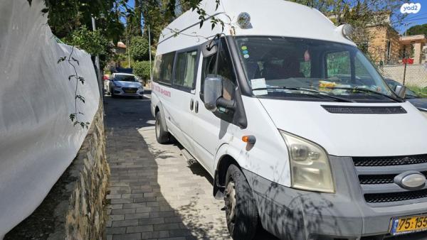 פורד טרנזיט 460E סגור ידני דיזל 5 מק' 3.2 (200 כ''ס) דיזל 2010 למכירה בירושלים