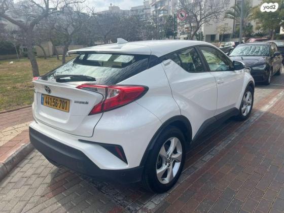 טויוטה C-HR Club הייבריד אוט' 1.8 (98 כ''ס) בנזין 2018 למכירה בבאר יעקב
