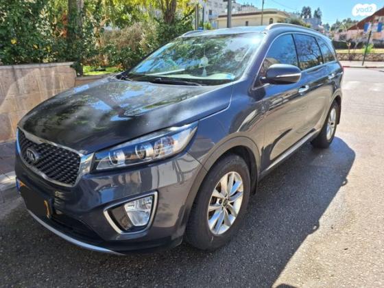 קיה סורנטו Urban אוט' 7 מק' 2.4 (188 כ"ס) בנזין 2016 למכירה בפתח תקווה