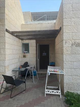 דו משפחתי 4 חדרים למכירה במעלה מכמש | שדרות ירושלים | מרכז