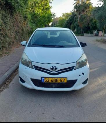 טויוטה יאריס Sol אוט' 1.3 (99 כ"ס) בנזין 2013 למכירה בחדרה