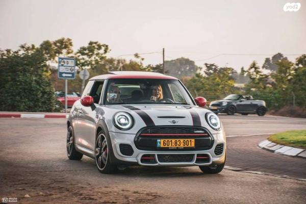 מיני JCW Chilli אוט' 2 דל' 2.0 (231 כ''ס) בנזין 2019 למכירה בראש העין