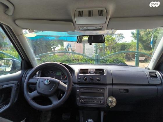 סקודה פאביה ספייס Ambiente אוט' 1.2 (105 כ''ס) בנזין 2012 למכירה ברחובות