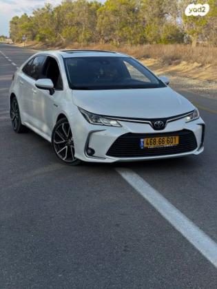 טויוטה קורולה הייבריד Special Edition סדאן אוט' 1.8 (98 כ''ס) בנזין 2019 למכירה בביר הדאג'