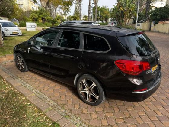 אופל אסטרה Enjoy סטיישן אוט' 1.4 (140 כ"ס) בנזין 2014 למכירה בתל אביב יפו