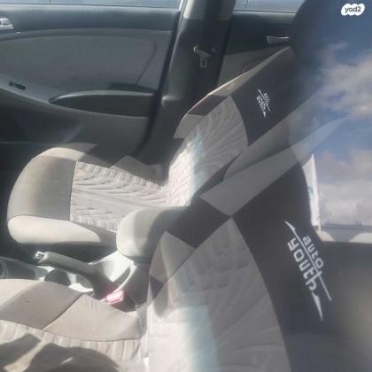 יונדאי i25 Inspire אוט' 1.4 (109 כ''ס) בנזין 2012 למכירה ברמת השרון