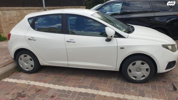 סיאט איביזה Reference ידני 5 דל' 1.4 (85 כ"ס) בנזין 2012 למכירה ברמלה