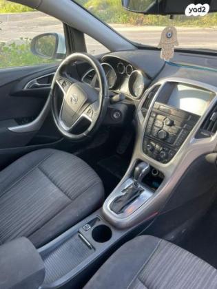 אופל אסטרה Enjoy הצ'בק אוט' 1.4 (140 כ''ס) בנזין 2011 למכירה באורנית