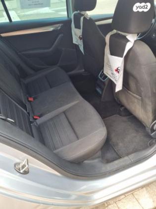 סקודה אוקטביה ספייס Ambition אוט' 1.0 (115 כ"ס) בנזין 2018 למכירה בזכרון יעקב