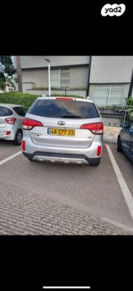 קיה סורנטו EX אוט' 7 מק' 2.4 (192 כ''ס) בנזין 2015 למכירה בנהריה
