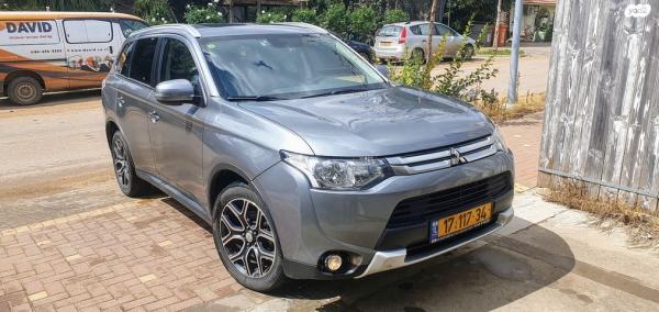 מיצובישי אאוטלנדר 4X4 Limited אוט' 7 דיזל מק' 2.3 (150 כ"ס) דיזל 2015 למכירה באחיטוב