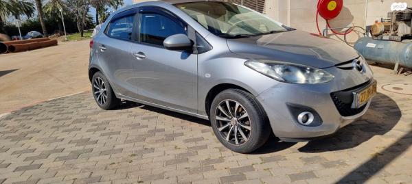 מאזדה H Dynamic אוט' 1.5 (103 כ"ס) בנזין 2013 למכירה בבאר יעקב