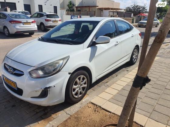 יונדאי i25 Inspire אוט' 1.4 (109 כ''ס) בנזין 2012 למכירה בלוד