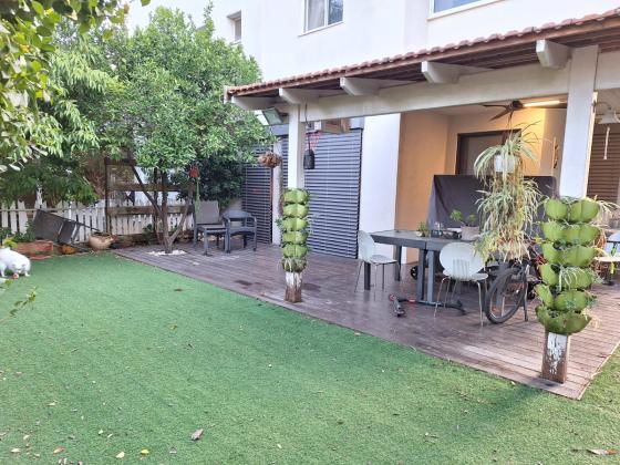 דירת גן 5 חדרים למכירה בפרדס חנה-כרכור | הברכה | אחוזה ירוקה