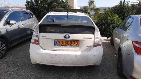 טויוטה פריוס GLI הייבריד אוט' 1.8 (99 כ"ס) בנזין 2009 למכירה בחנתון