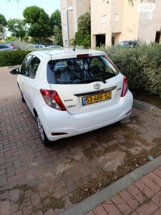 טויוטה יאריס Sol אוט' 1.3 (99 כ"ס) בנזין 2013 למכירה בחדרה