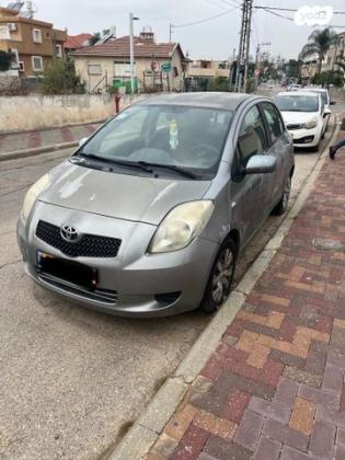 טויוטה יאריס Sol רובוטית 1.3 (87 כ"ס) בנזין 2008 למכירה בראש העין