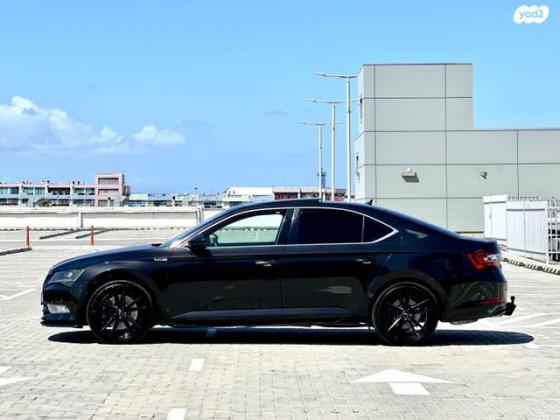 סקודה סופרב (עד 2019) 4X4 L&K אוט' 2.0 (280 כ"ס) בנזין 2016 למכירה בחולון