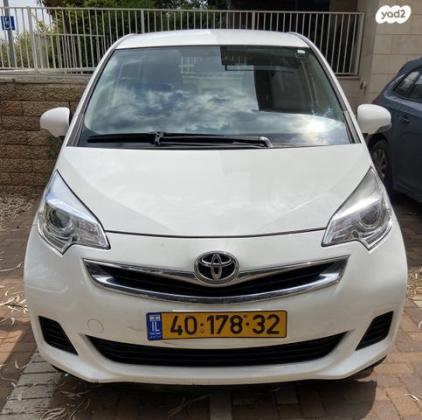 טויוטה ספייס ורסו Terra אוט' 1.3 (99 כ"ס) בנזין 2015 למכירה בפרדס חנה כרכור
