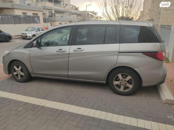 מאזדה C Executive אוט' 2.0 (145 כ"ס) בנזין 2010 למכירה בעלי זהב