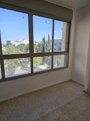 דירה 5.5 חדרים להשכרה בירושלים | אלוף שמחוני | קרית שמואל