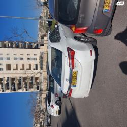 טויוטה קורולה Sun אוט' 1.6 (132 כ"ס) בנזין 2015 למכירה בירושלים