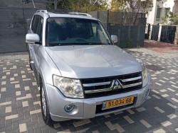 מיצובישי פג'רו ארוך 4X4 Limited אוט' דיזל 7 מק' 3.2 (170 כ''ס) דיזל 2
