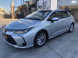 טויוטה קורולה הייבריד Sun סדאן אוט' 1.8 (98 כ''ס) בנזין 2021 למכ