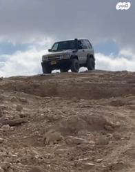 איסוזו טרופר קצר 4X4 S אוט' דיזל 3.0 (159 כ''ס) דיזל 2004 למכירה ב