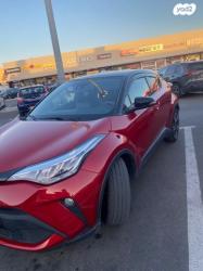 טויוטה C-HR Chic הייבריד אוט' 1.8 (98 כ"ס) בנזין 2022 למכירה בקרית