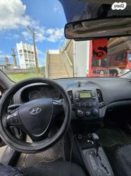 יונדאי i30CW Inspire סטיישן אוט' 1.6 (126 כ''ס) בנזין 2011 למכירה ביב