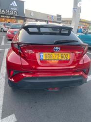 טויוטה C-HR Chic הייבריד אוט' 1.8 (98 כ"ס) בנזין 2022 למכירה בקרית