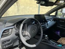 טויוטה C-HR Chic הייבריד אוט' 1.8 (98 כ"ס) בנזין 2020 למכירה בראשו