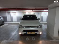 מיצובישי אאוטלנדר Instyle אוט' 5 מק' 2.0 (150 כ"ס) בנזין 2015 למכיר