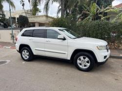 ג'יפ / Jeep גרנד צ'ירוקי 4X4 Laredo אוט' 3.6 (282 כ''ס) בנזין 2011 למכיר