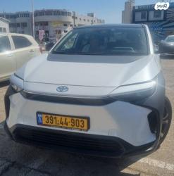 טויוטה BZ4X 4X2 Motion אוט' חשמלי (204 כ''ס) חשמלי 2023 למכירה בראשו